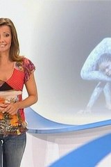 Hot tv slut puts on extra tight cameltoe jeans